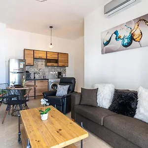 nala-2-bedroom-apartment-in-larnaca.hotelsatayianapa.com/